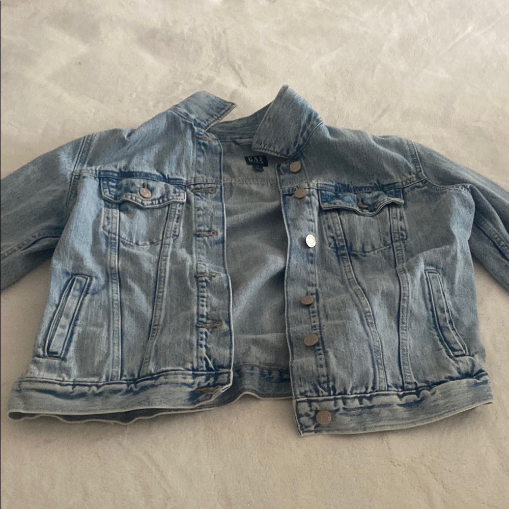 GAP Classic Light Blue Denim Jacket For sale